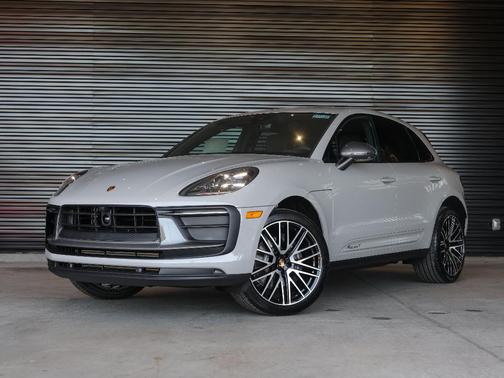 2025 Porsche Macan T