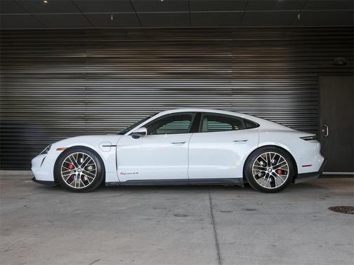 2022 Porsche Taycan 4S