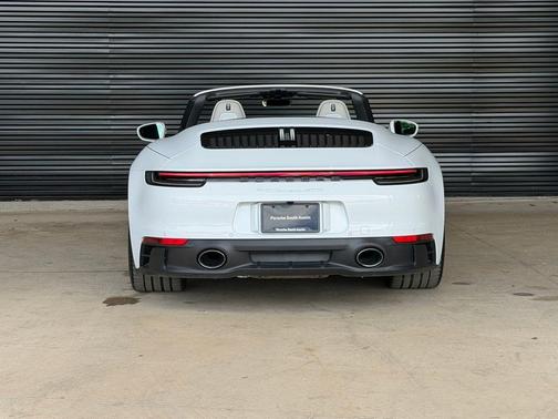 Carrara White Metallic 2022 Porsche 911 Carrera GTS