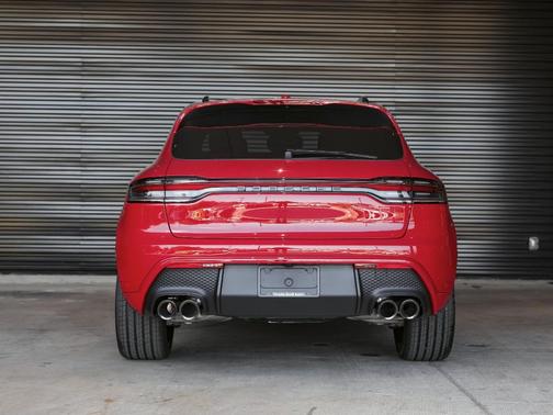 2026 Porsche Macan T