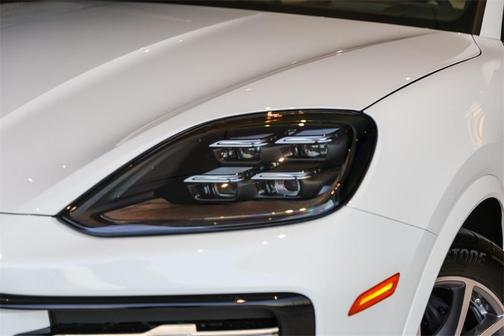 2025 Porsche Cayenne AWD