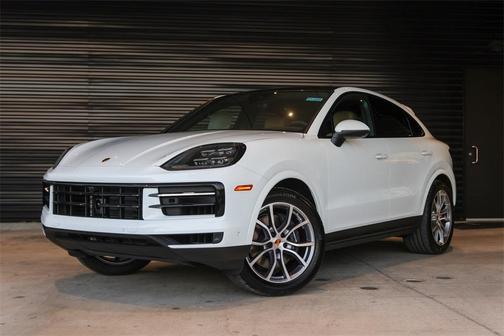 2025 Porsche Cayenne AWD