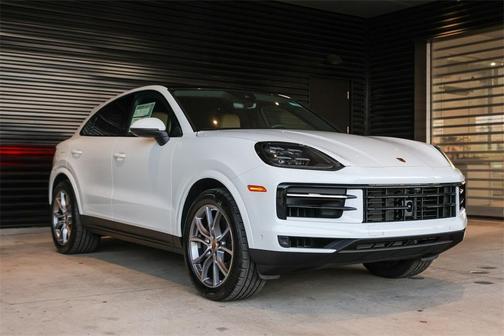 2025 Porsche Cayenne AWD