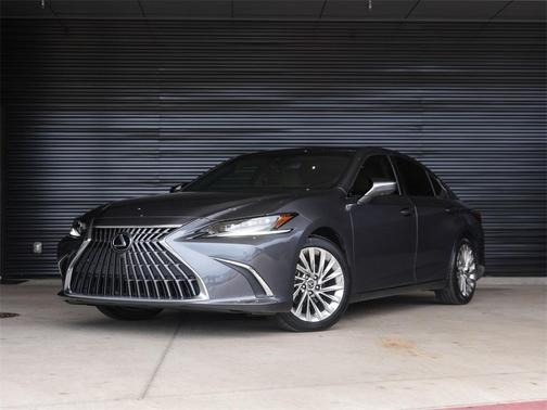 2022 Lexus ES 350 Ultra Luxury