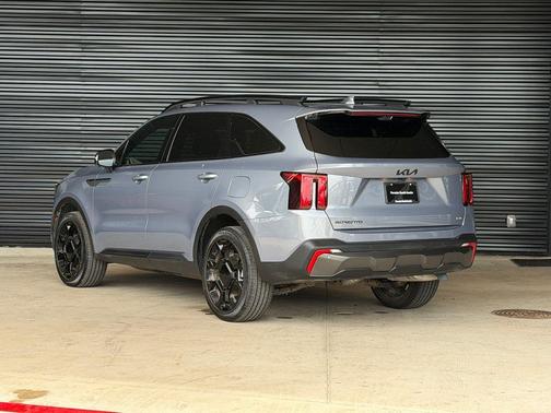 Wolf Gray 2025 Kia Sorento SX Prestige