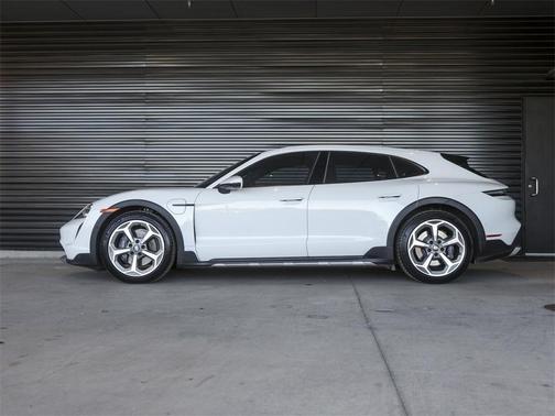 2022 Porsche Taycan 4