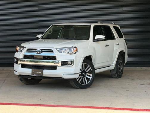 Blizzard Pearl 2020 Toyota 4Runner Limited