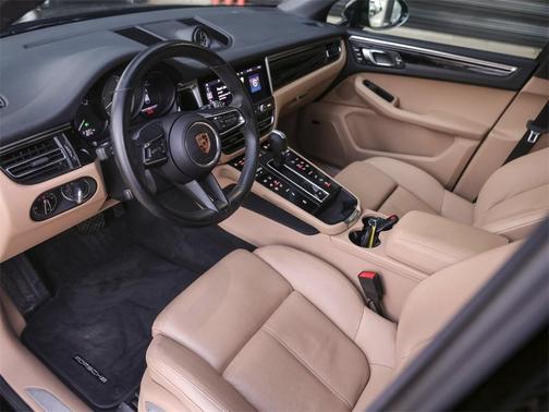 2024 Porsche Macan S