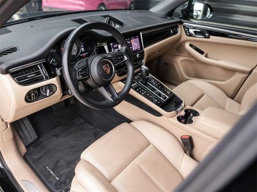 2022 Porsche Macan S