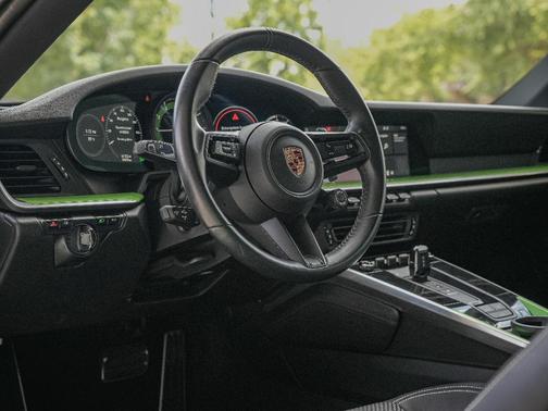 2020 Porsche 911 Carrera 4S