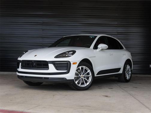2025 Porsche Macan