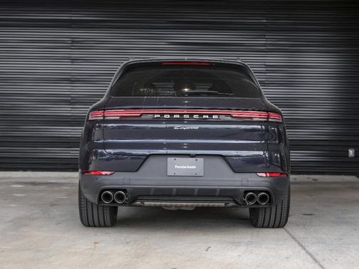 2026 Porsche Cayenne Base