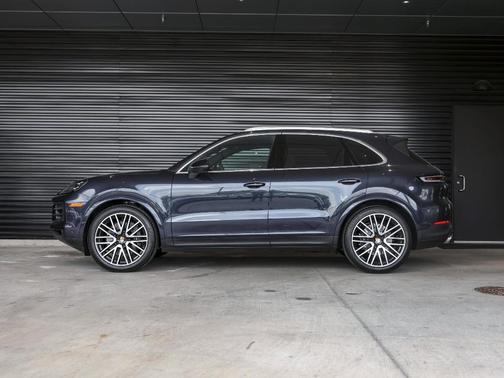 2026 Porsche Cayenne Base