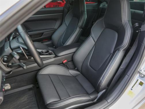 2024 Porsche 911 Carrera 4S