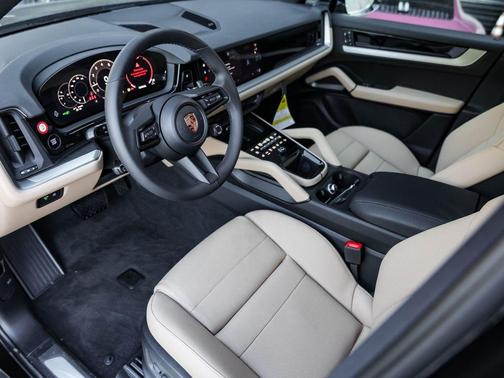 2026 Porsche Cayenne Base