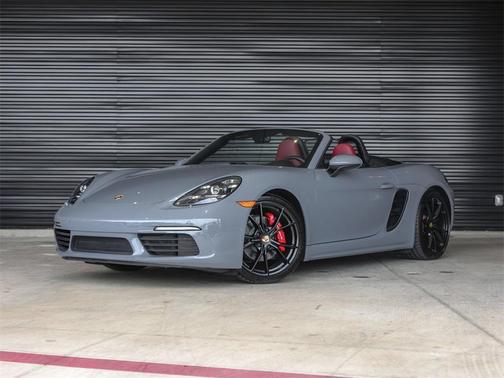 2023 Porsche 718 Boxster S