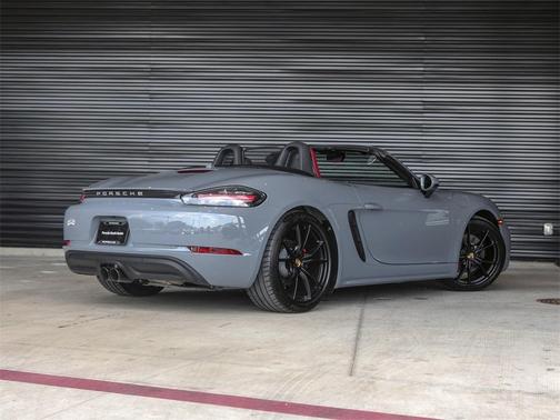 2023 Porsche 718 Boxster S