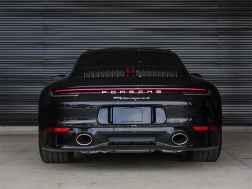2024 Porsche 911 Carrera 4S