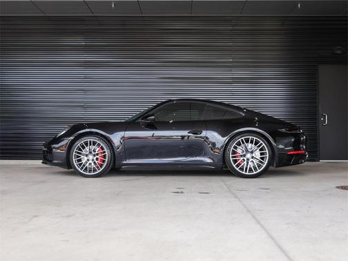 2024 Porsche 911 Carrera 4S