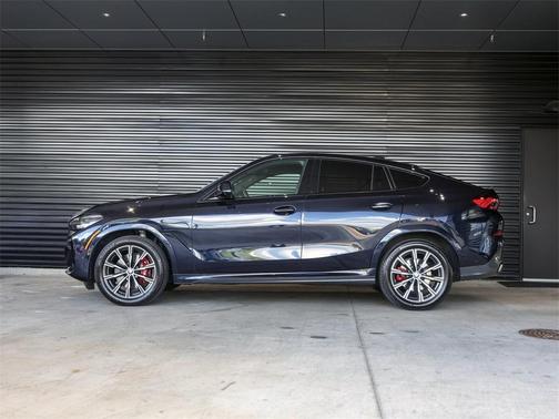 2023 BMW X6 xDrive40i