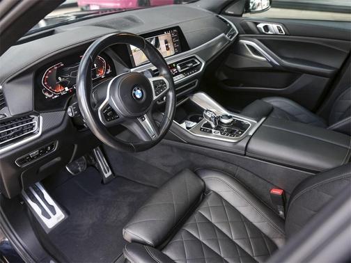 2023 BMW X6 xDrive40i
