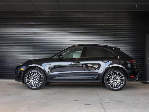 2025 Porsche Macan 