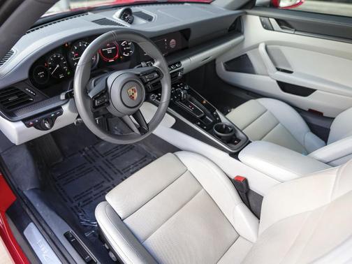 2024 Porsche 911 Carrera S