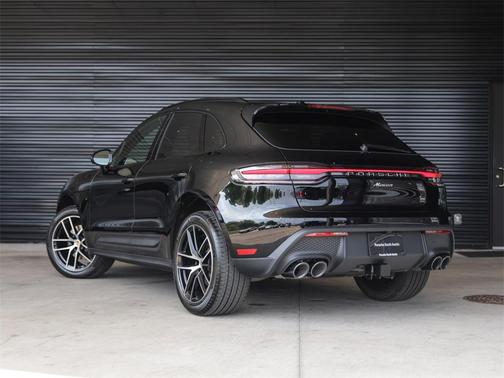 2025 Porsche Macan T