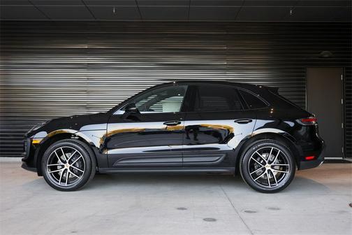 2025 Porsche Macan