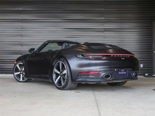 2023 Porsche 911 Carrera