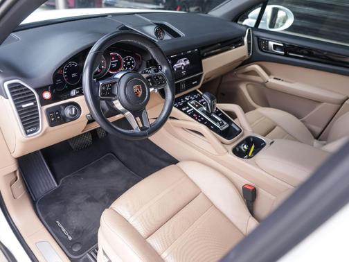 2019 Porsche Cayenne Base