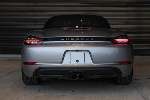 2024 Porsche 718 Boxster S