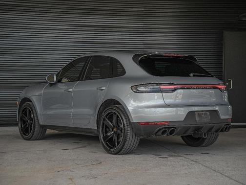 2020 Porsche Macan S