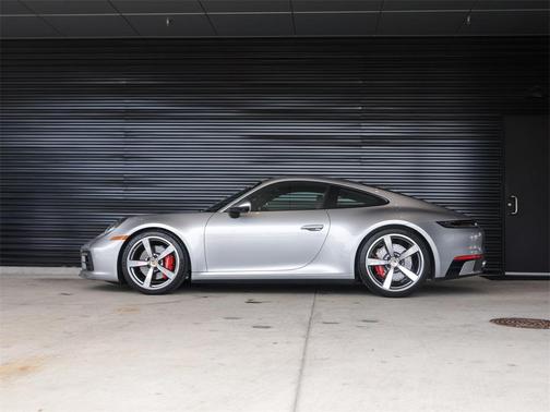 2024 Porsche 911 Carrera 4S
