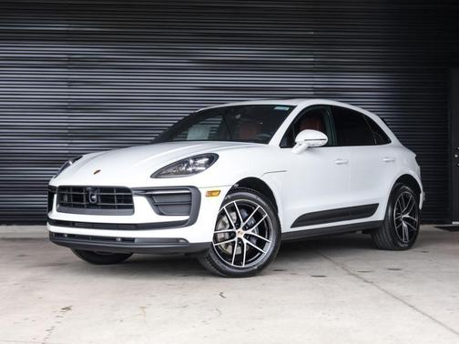 2025 Porsche Macan 