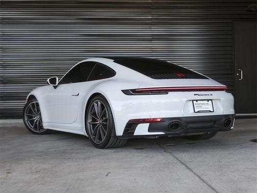2020 Porsche 911 Carrera S