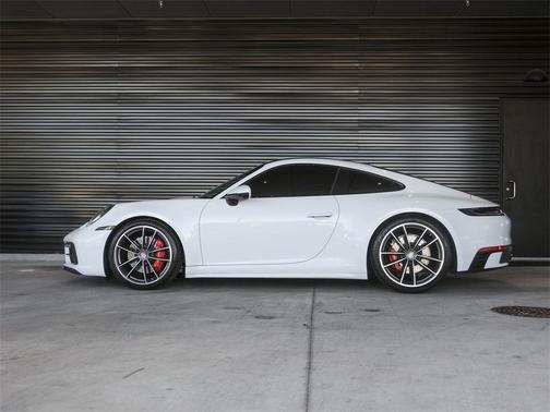 2020 Porsche 911 Carrera S