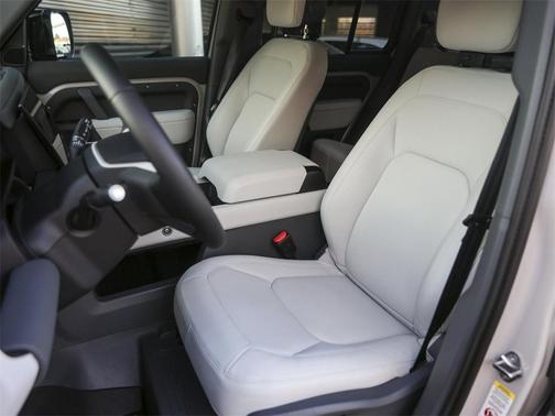 2026 Land Rover Defender S