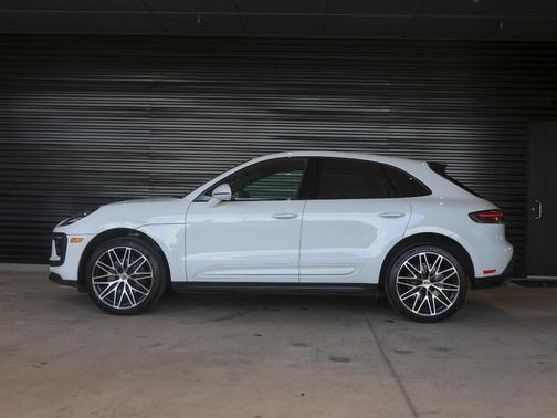 2024 Porsche Macan T