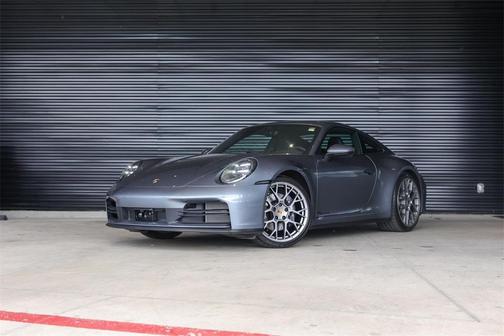 2025 Porsche 911 Carrera