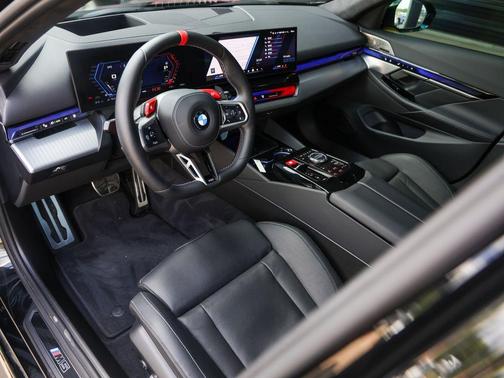 Black Sapphire Metallic 2026 BMW M5 Base
