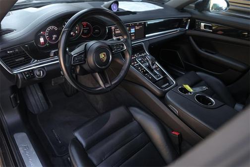 2021 Porsche Panamera Base