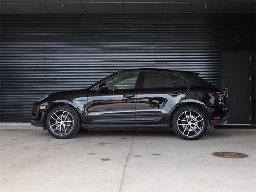 2025 Porsche Macan