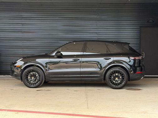 Black 2023 Porsche Cayenne