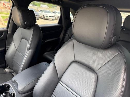 Black 2023 Porsche Cayenne