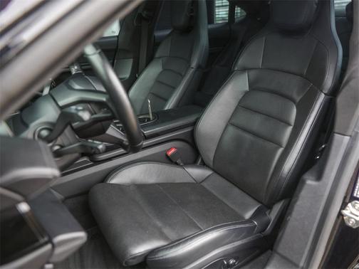 2020 Porsche Taycan Turbo