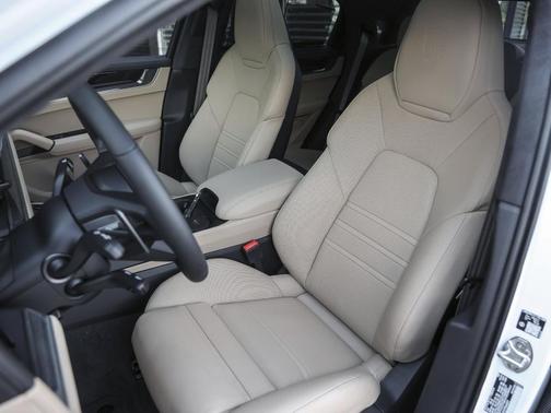 2026 Porsche Cayenne Turbo