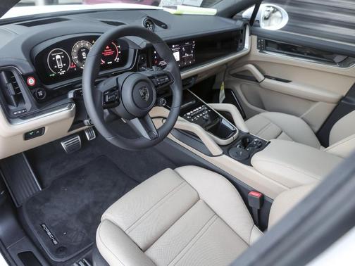 2026 Porsche Cayenne Turbo