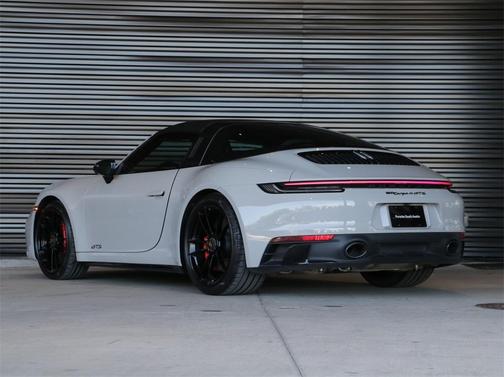 2022 Porsche 911 Targa 4 GTS