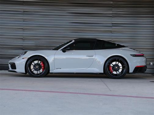 2022 Porsche 911 Targa 4 GTS